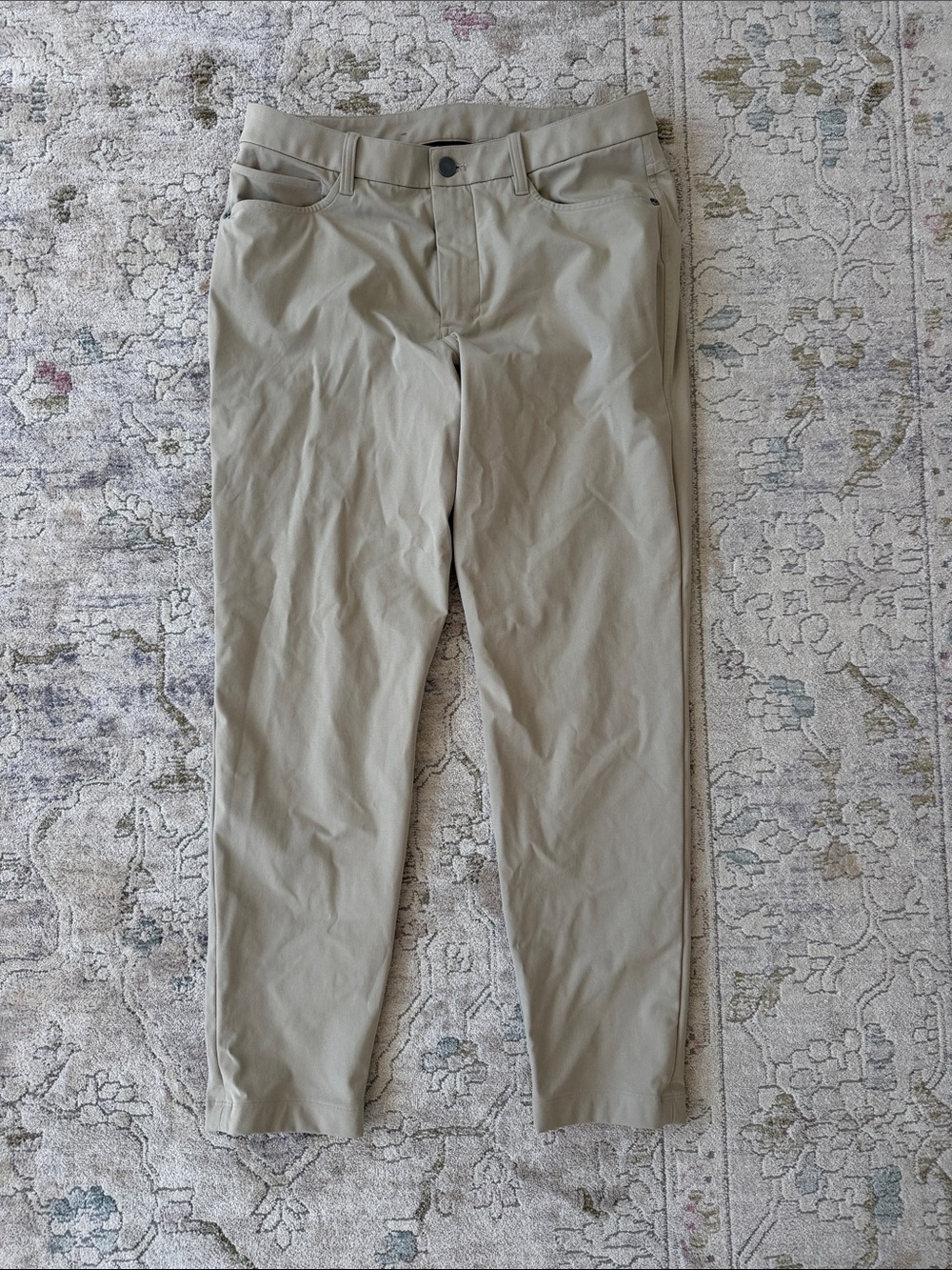 Men's Lululemon Pants in Light Khaki